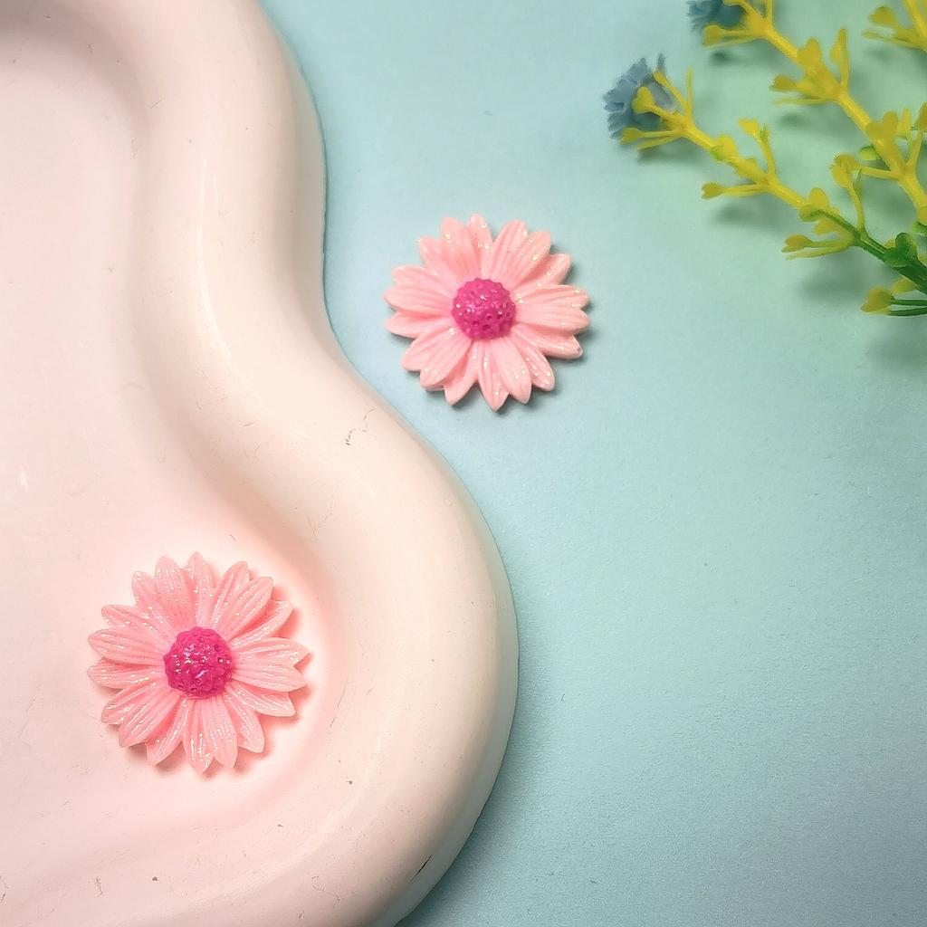 100Pcs Flatback Resin Daisy Flowers Craft Cabochons for Jewelry Making Scrapbooking Embellishments Sunflower Resin Slime Charms