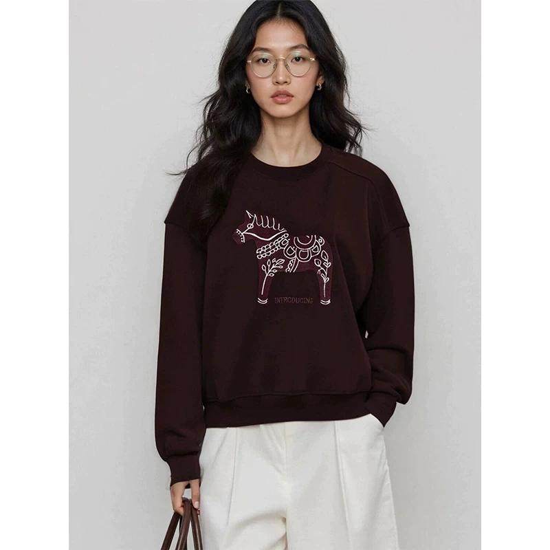 Basic House Women's Embroidered Crewneck Sweatshirt