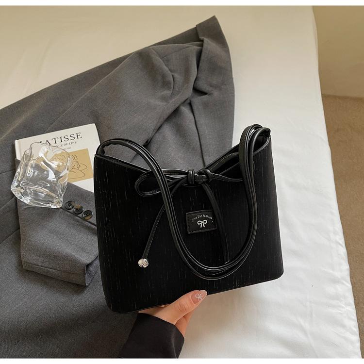 2025 new fashion bag women's tote bag retro solid color versatile handbag underarm bag bow shoulder bag
