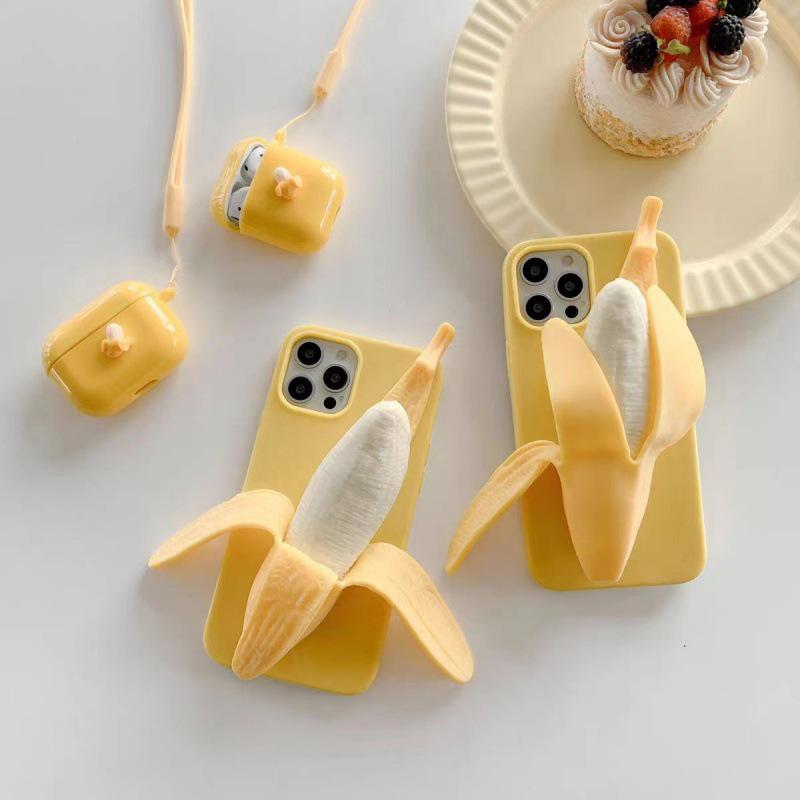 Compatible with Apple Creative Phone Case for iPhone 17 Pro Max, 3D Banana Squeeze Toy Decompression Protective Cover.