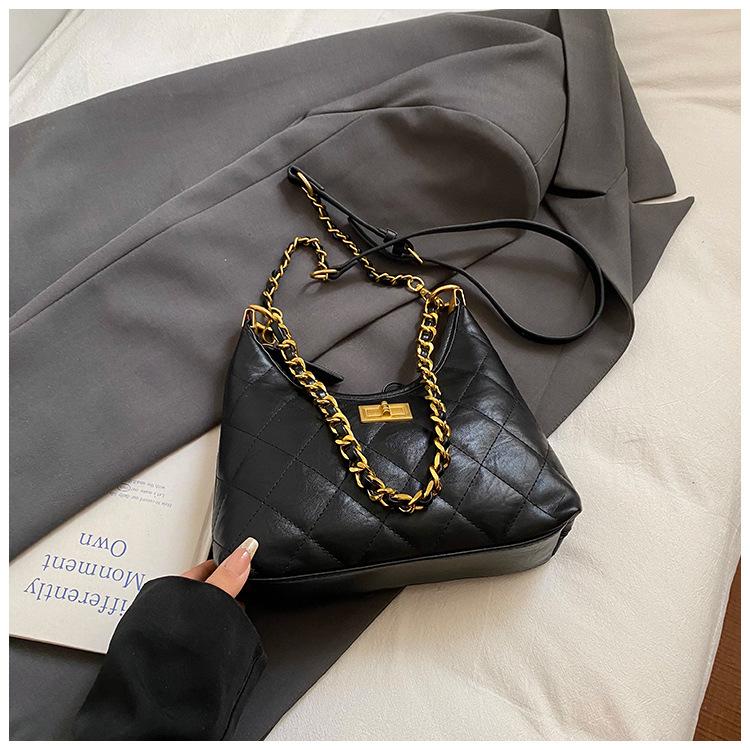 

Сумка женская большой вместимости 2025 новая нишевая модная повседневная в иностранном стиле на одно плечо мессенджер сумка-тоут тренд