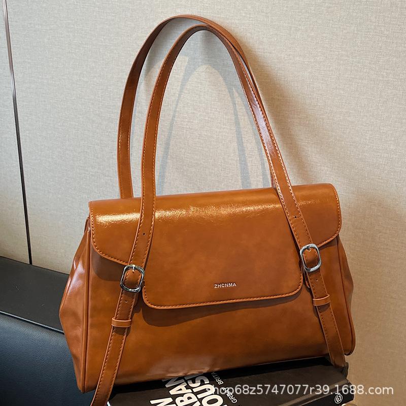 

European, American retro and foreign style fashion hand carry large capacity tote bag 2025 new women s retro simple shoulder armpit bag коричневый