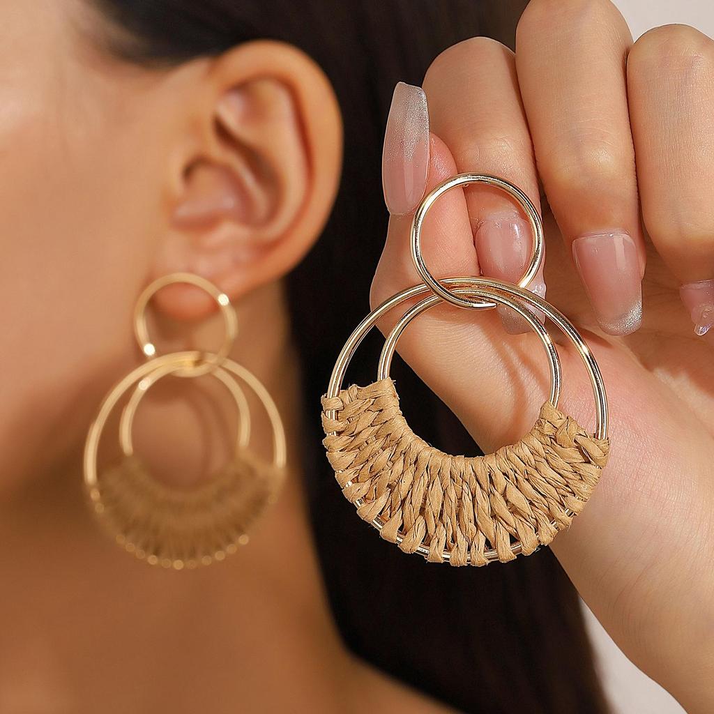 Summer Flower Earrings For Women Dopamine Vacation Style Exaggerated Starfish Earrings Hand Woven Lafite Grass Earrings For Women
