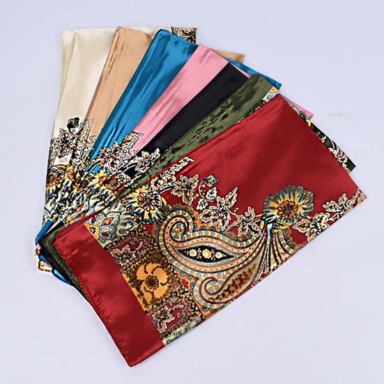 Big Cashew Flower Print Hair Scarf Sun Protection Imitation Silk Square Smooth Retro Neckerchief Scarf for Outdoor
