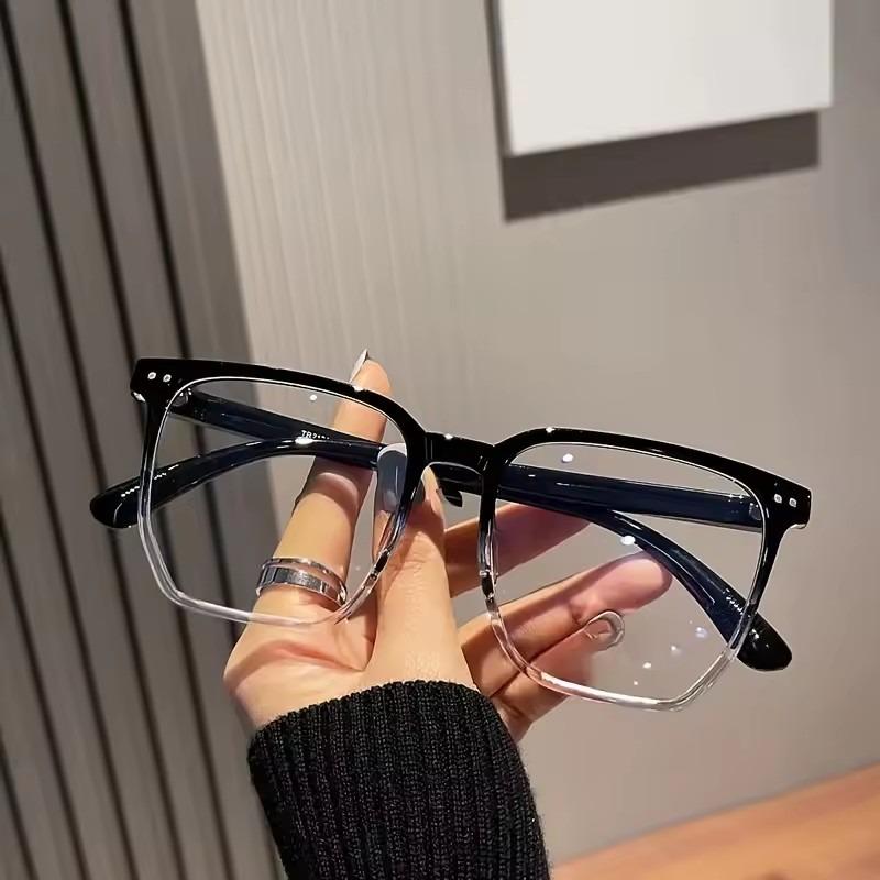 Square Fashion Anti Blue Light Photochromic Glasses for Men and Women Full Rim Lightweight Plastic Frame