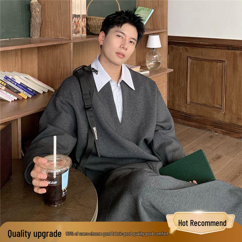 Trendiger Zweiteiler mit Hoodie im Old Money Stil für Herren: Vielseitig, Cool und High-End für Herbst/Winter