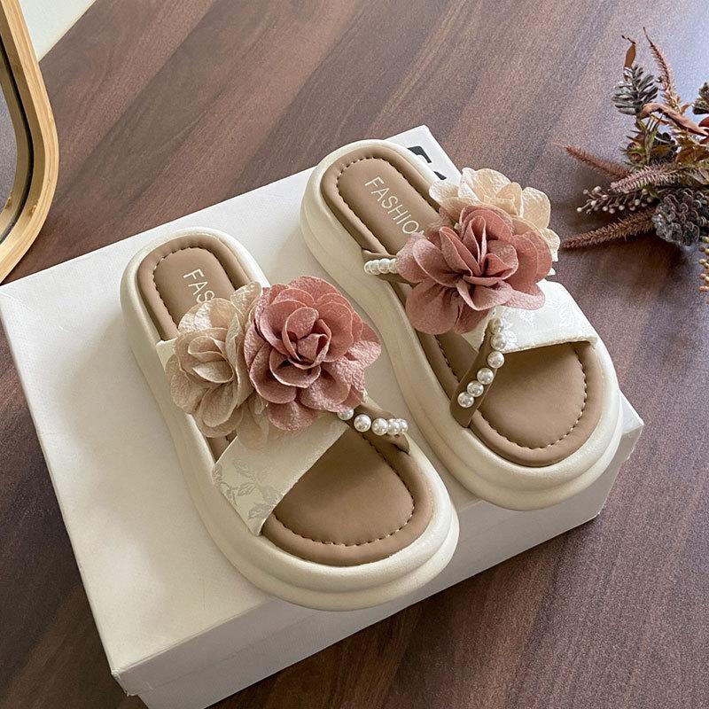 Versatile Sandals Beach Shoes Flower French Beautiful with Skirt Cool Slippers Women's 2025 New Summer Fashion