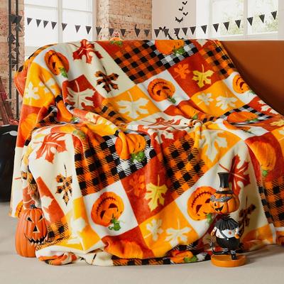 1pc Multi Functional Flannel Blanket - Nordic Style Halloween Pumpkin Checkered Print, Used for Sofa Beds, Camping Trips