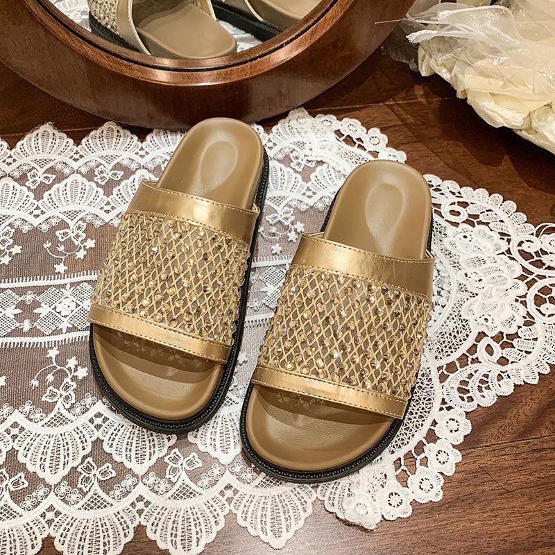 Mesh breathable rhinestone open-toed slippers women's summer wear casual vacation style with skirt beach sandals