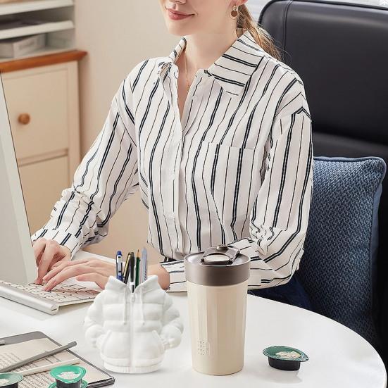 Pen Holder for Desk Down Jacket Shape Pencil Cup Multi-functional Makeup Brush Holder Desktop Organizer for Home Office School Supplies