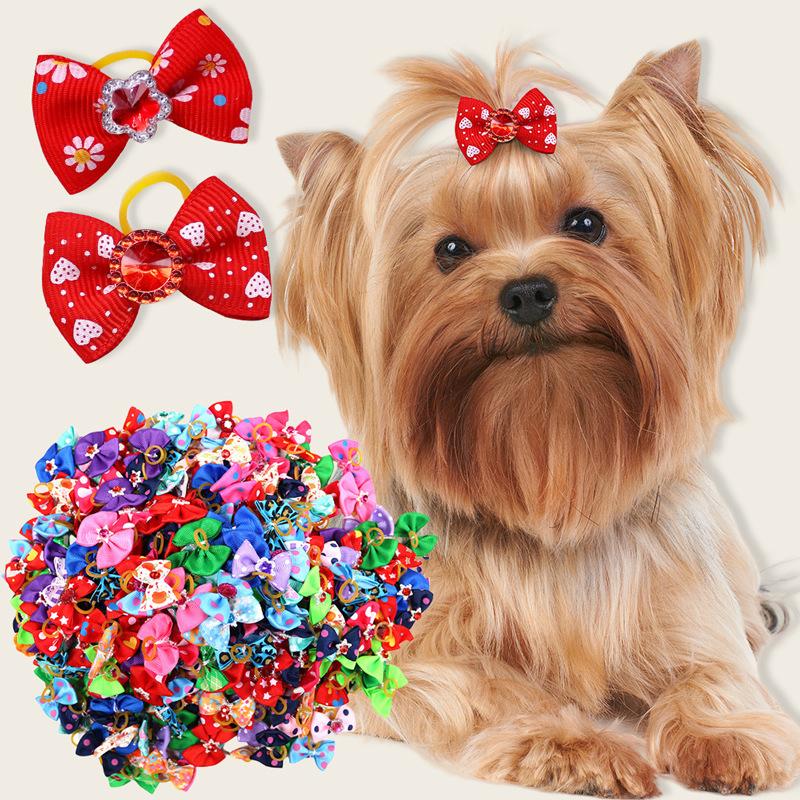Sött set med husdjursrosetter Små hundar Pälsvårdsaccessoarer Gummiband Valp Katt Huvudbonad Tryckt Rosett Handgjort Hårband för Hund Grossist