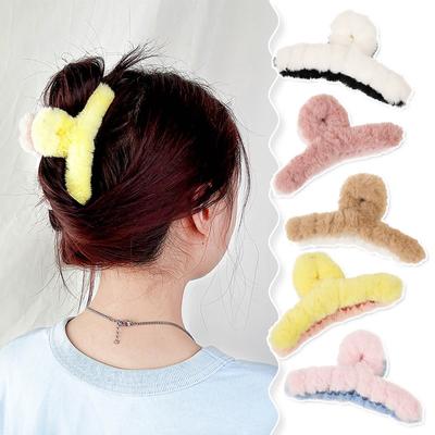 Plush Hair Clip Faux F-ur Hair Claws For Women Combs Clamps  Winter Hairpins Fashion Hairgrips Hair Accessories