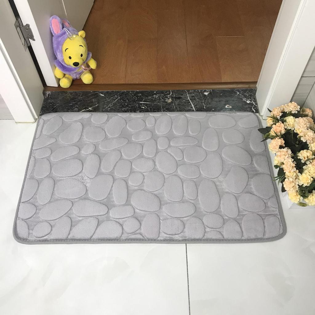Pebble Embossed Water-Absorbing Anti-Slip Bathroom Floor Mat