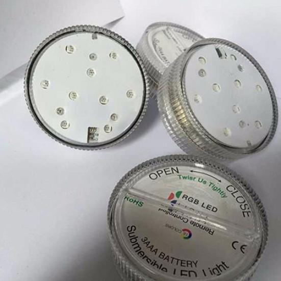 Nedsenkbar flerfarget LED-lyslampe Dekorativ lampe med IR-fjernkontroll