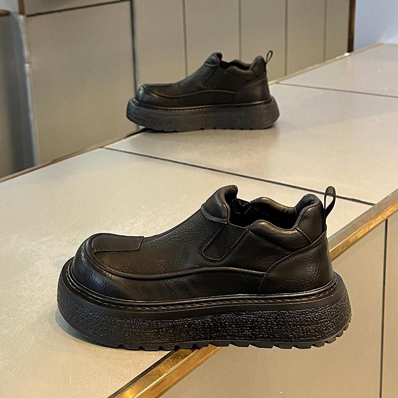 Men's shoes spring new leather surface heightening comfortable Martin boots casual sports shoes