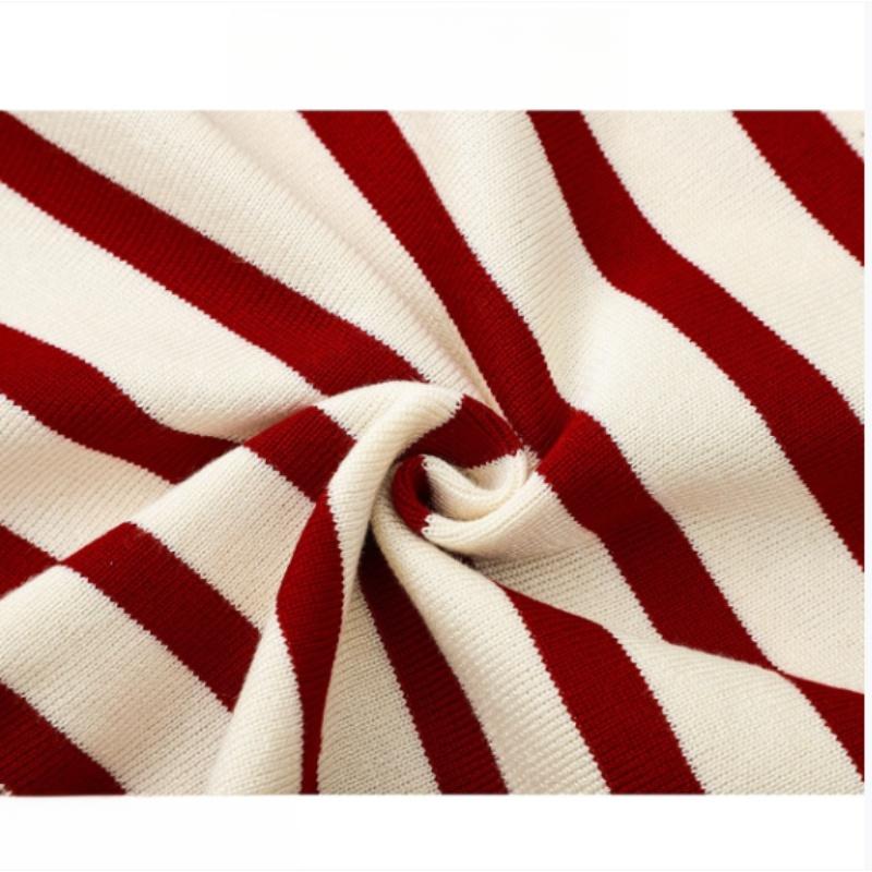 A New Autumn Knitted Cardigan for Women with A Contrasting Color Navy Collar and Stripes, Making Them Look Slimmer