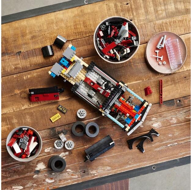 LEGO ICONS 10304 Chevrolet Camaro Z28