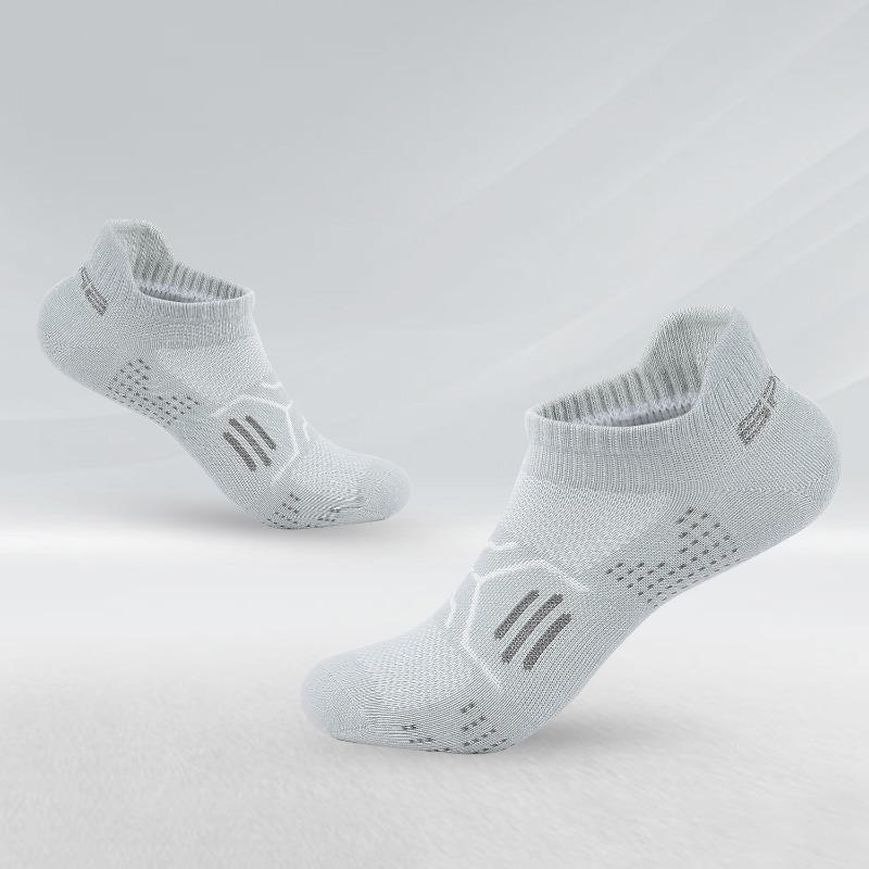 2 Pairs Ankle Women Running and Fitness Socks Moisture-Wicking and Breathable Crew Socks for Outdoor Sports