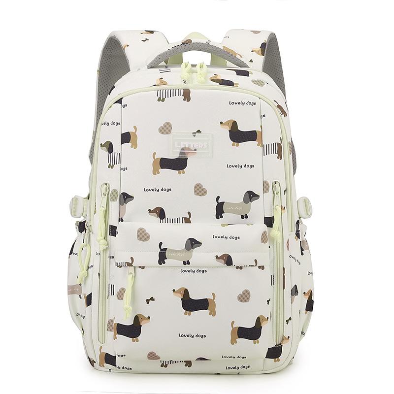 High value, fresh, sweet and cute cartoon backpack, large capacity backpack for primary and secondary school students