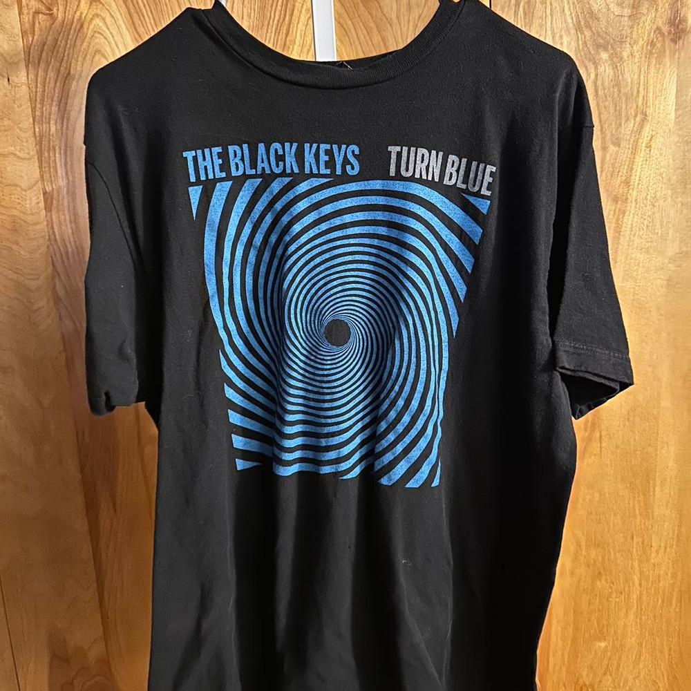 

Turn Blue The Black Keys VTG Tee For Gifts Unisex All Sizes NZ1382 Unisex T-Shirt S