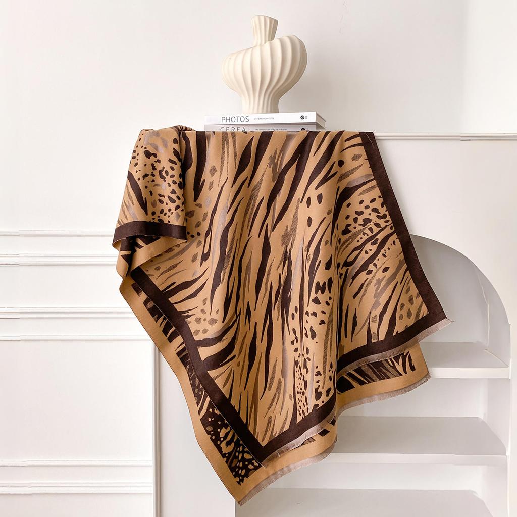 Design Winter Warm Cashmere Shawl Fashion Scarf Women Neckerchief Pashmina Head Scarves Wrap Femal Poncho Echarpe Bandana