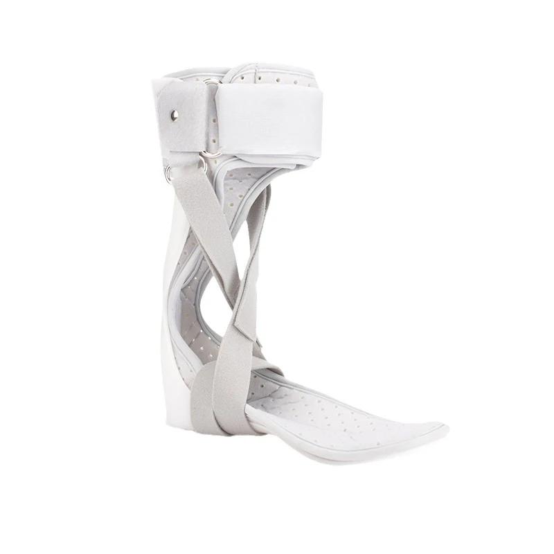 Korekcja hemiplegii po udarze i fiksacji stawu skokowego z ortezą na opadającą stopę do korekcji inwersji i koślawości but