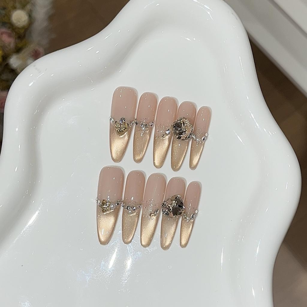 Sunshine and Dew Flashing White Warm Tone Glass Bead Cat Eye Boutique K9 Drawing Wearing Armor