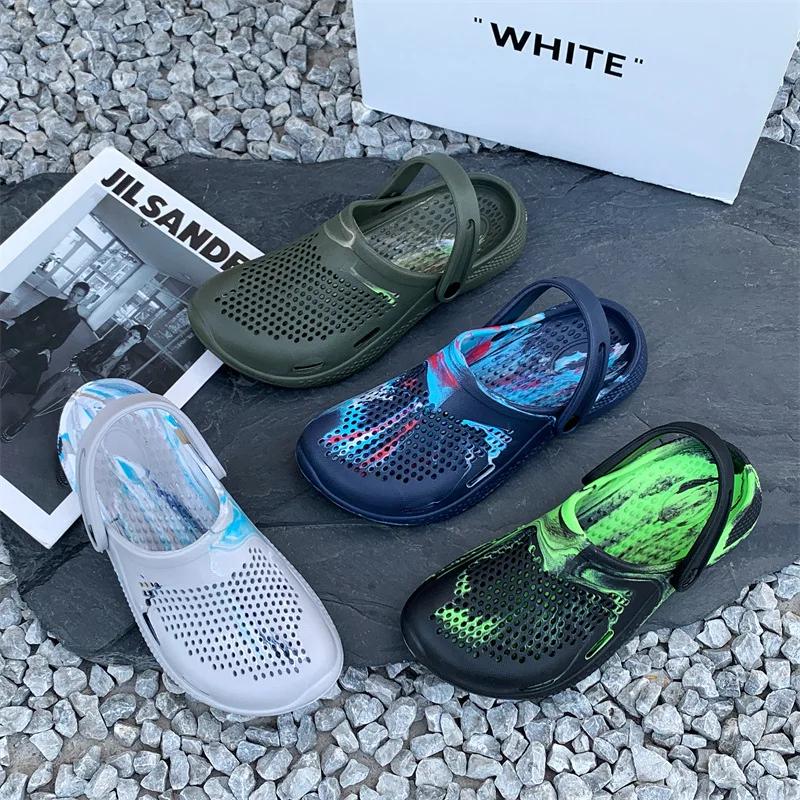 Mode Herr Trendiga Mjuka Tofflor 2024 Ny Mode Tjock Sula Anti-Slip Strand Sandaler Utomhus Semester Fritidsskor Lätta