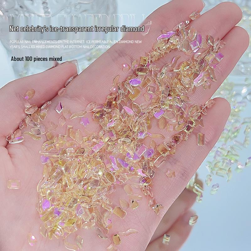 

Aurora Mixed Nail Art: Yellow Goose Down Rhinestones & Irregular Flat Bottom Gems