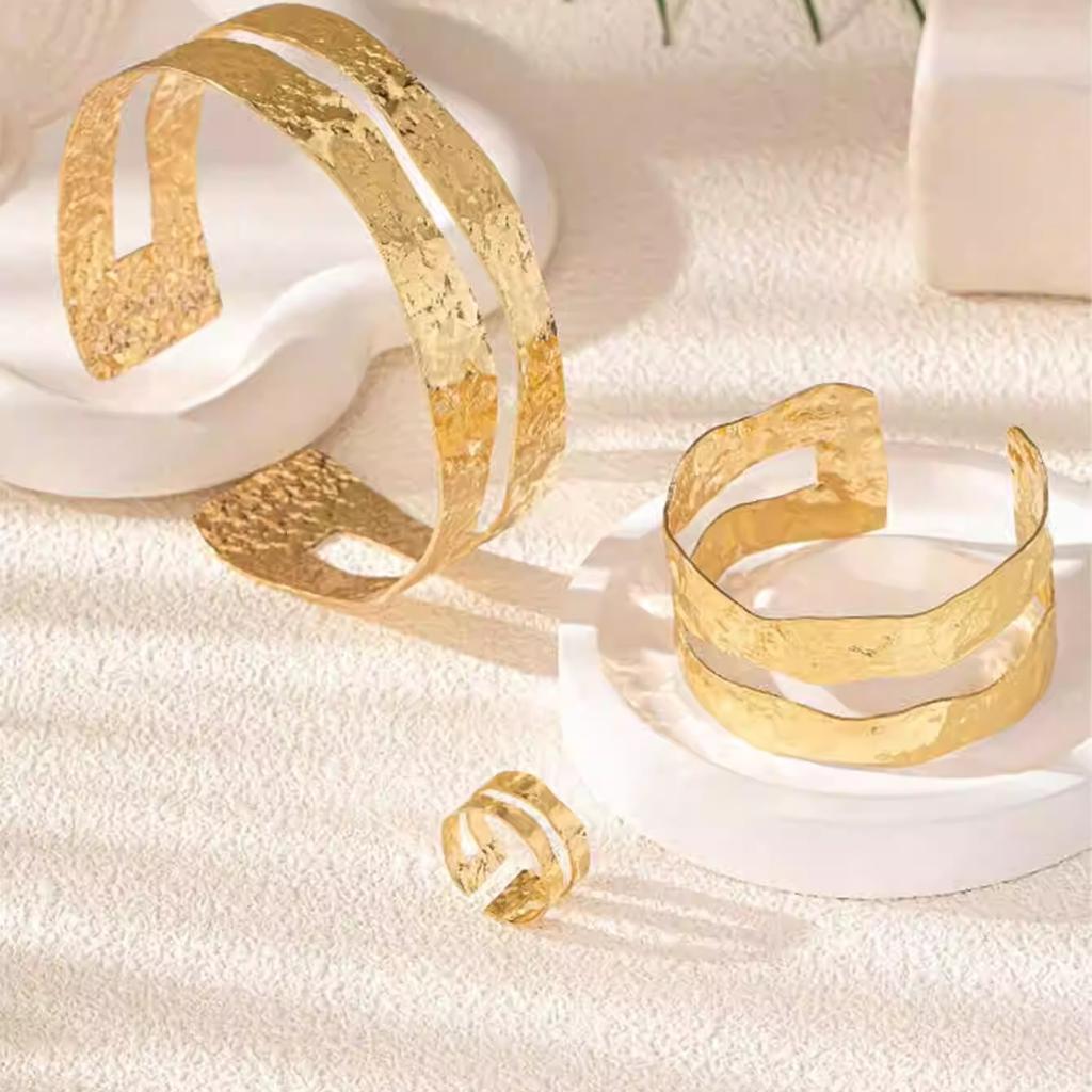 Retro Simple Round Bracelet Three-piece Fashion Exaggerated Niche Bracelet Personalized Design Jewelry