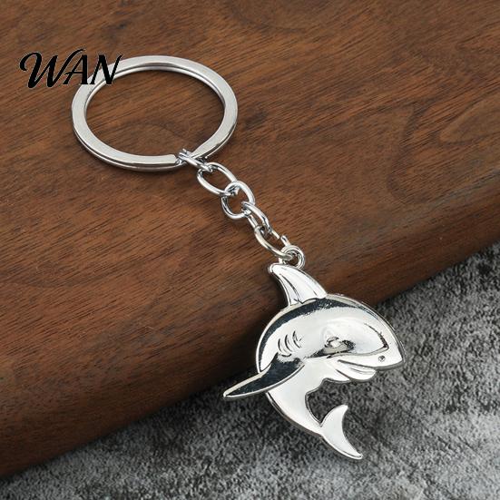 Unique Keychain Pendant Shark Lightweight Metal Creative Sea Themed Compact Keychains Bag Charms for Men Women Car Keys Stylish