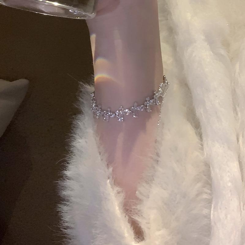 Zircon butterfly bracelet light luxury high sense fashion exquisite bracelet full of diamonds super flash versatile jewelry women