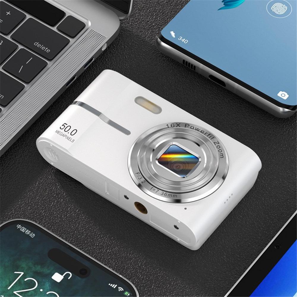 

New M03 HD Entry-Level CCD Digital Camera for Students and Travel