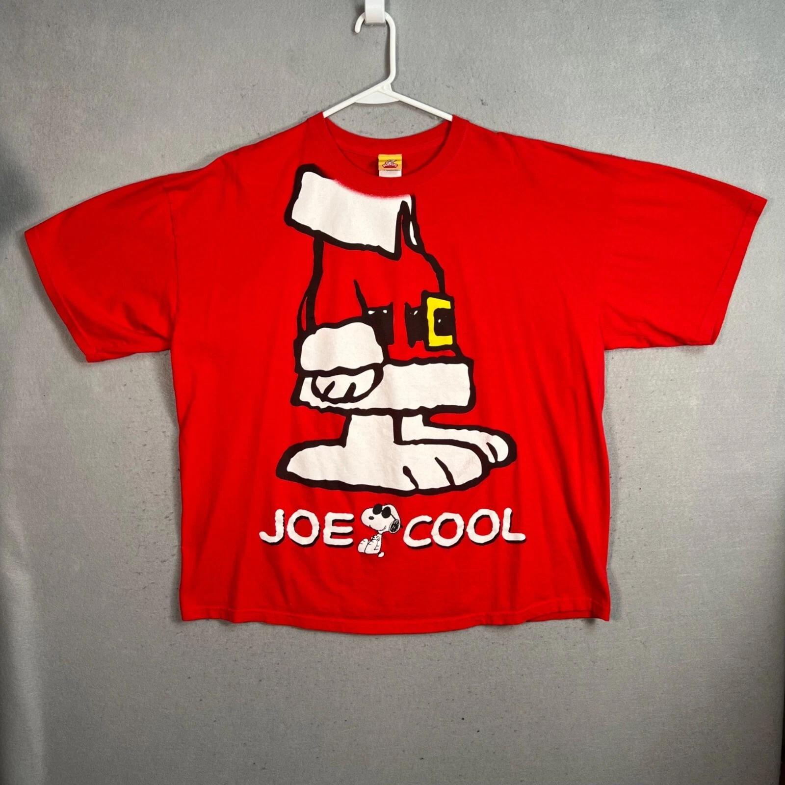 Vintage Peanuts Joe Cool Santa Graphic Red T-Shirt 2XL Holiday Mens M