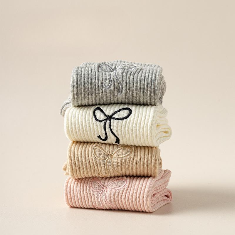 Solid Color Versatile Mid-calf Socks, Simple Long Socks for Autumn and Winter, Cute Bow Cotton Socks, Women's Socks for Spring and Autumn