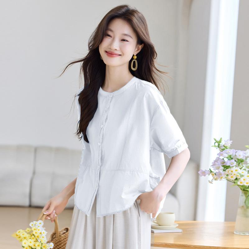 Light Short-sleeved Shirt Women's Summer New Fashion Loose Large Size Age-reducing Cardigan Top