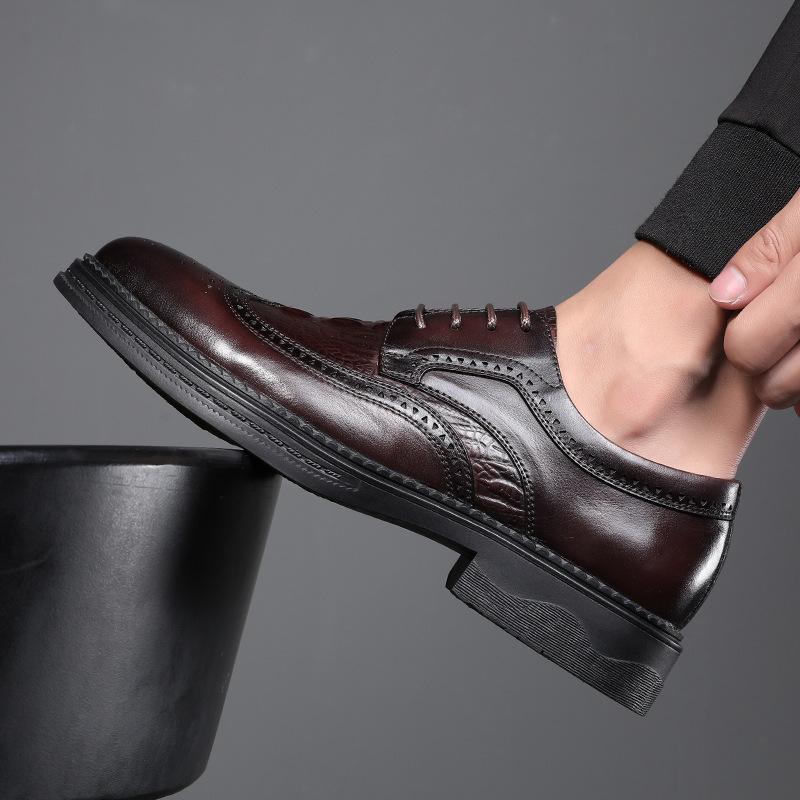 Spring Trend Casual Men'S Shoes Gentleman'S First Layer Cowhide Brock Carved Men'S Leather Shoes