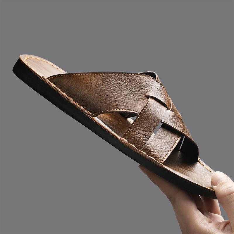 Fashion Street Style Sandals Leisure Walk Slippers Slides Non-slip Beach Summer Sandals Vacation Pool Sandals Versatile Male Half Drag