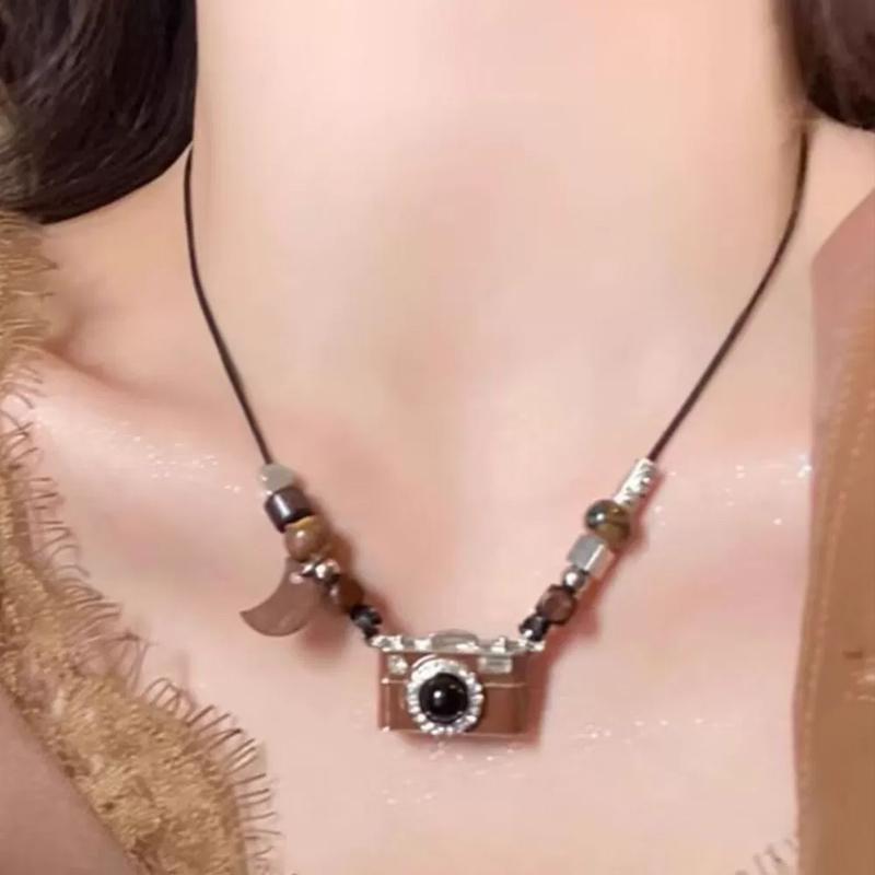 Adjustable Wax Rope Long Necklace for Women Fashion Retro Camera Pendant Necklaces Wooden Moon Beaded Sweater Chain Jewelry Gift
