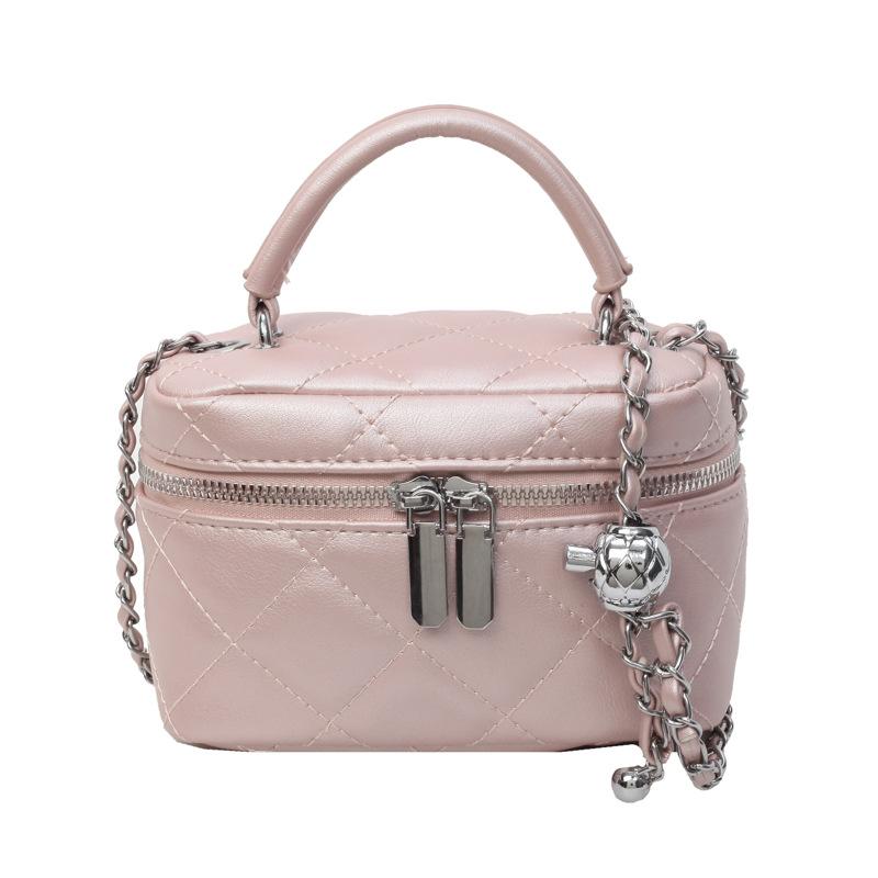 Niche bag women's 2025 spring and summer new fashion diamond shoulder messenger bag live stream mini handbag