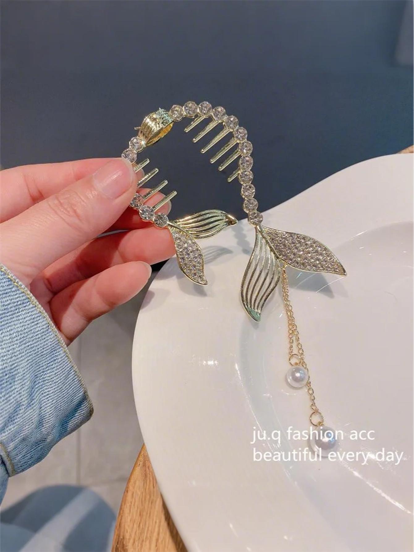 

1Pcs Fashion Cute Cartoon Hair Claws For Women Hair Accessories