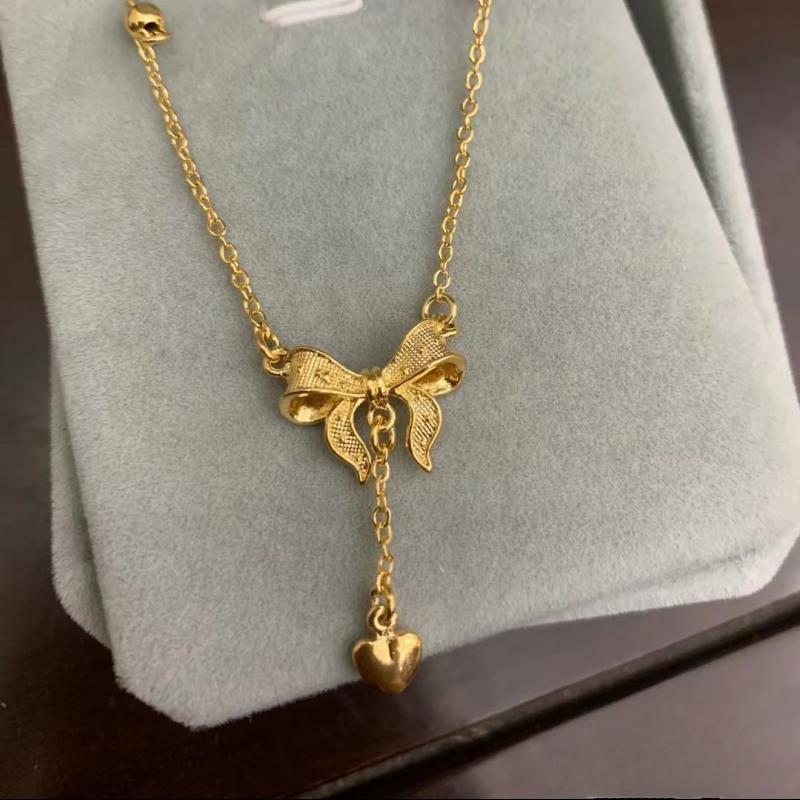 Zhou Family Retro Gold Necklace with Bow Tassel and Heart Clavicle Chain