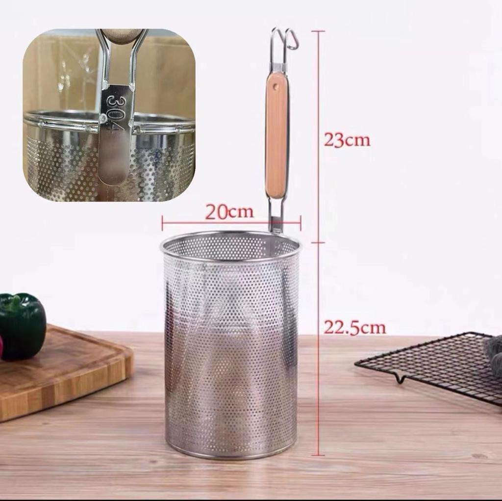 304 Stainless Steel Noodle and Soup Skimmer, Vegetable Strainer, Hot Pot Skimmer, Fine Mesh Strainer.