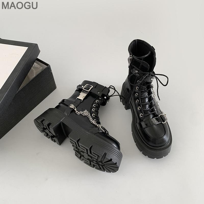 Klobige Plateau-Kurzstiefel für Damen Schwarzer Schnallenriemen Ketten-Knöchelboots Gothic Schnürung Seitlicher Reißverschluss Bottes Femmes Street Style