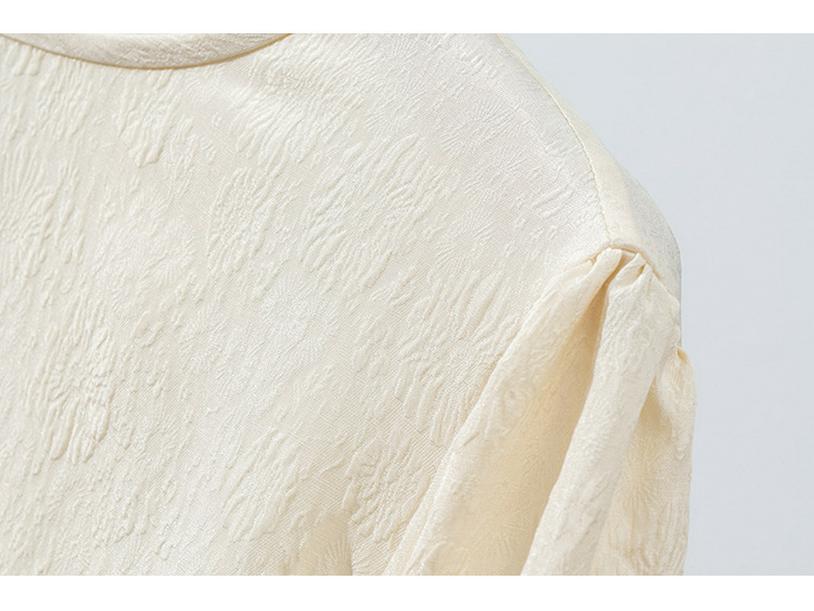 Women's Luxury Jacquard Mulberry Silk Long Sleeve Slimming T-Shirt