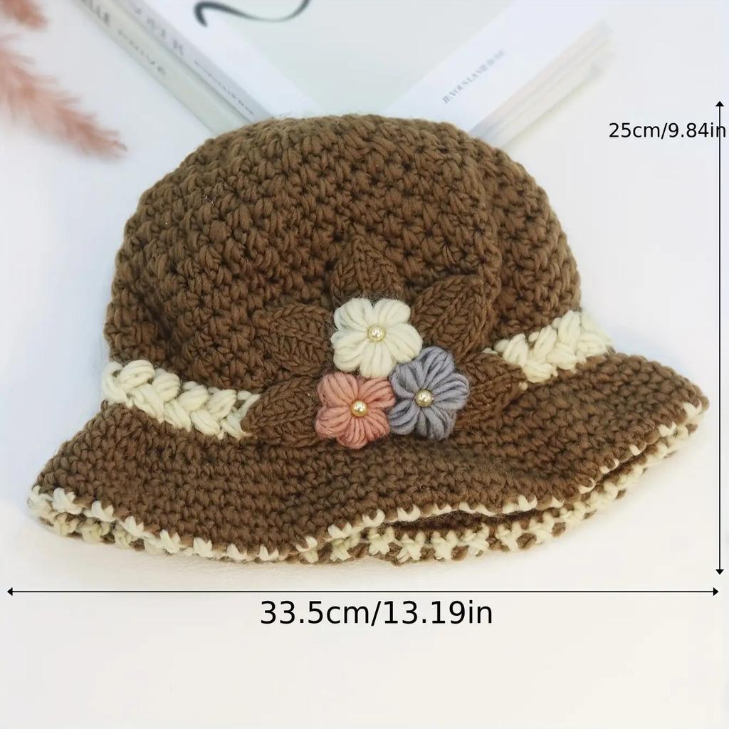 Small Flower Decoration Warm Woolen Hat, Handmade Women's Hat Suitable for Autumn and Winter