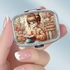 Cutie Portabilă pentru Pastile cu 2 Compartimente, Mini Cutie Metalică Organizatoare pentru Medicamente, Recipient Drăguț cu Imprimeu pentru Vitamine, Pastile, Bijuterii, Călătorii, Utilizare Zilnică