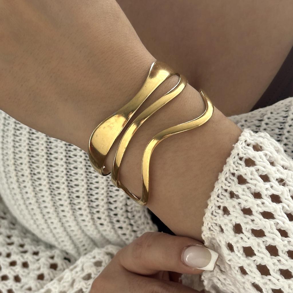 Stainless Steel Metal Leaves Open Bangle for Women Vintage Gold Color Geometric Wide Wave Charm Cuff Bracelet Party Jewelry Gift