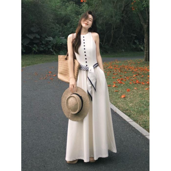 White Long Dress Women's 2026 Spring and Summer New Gentle Temperament French Waist High Sense Sleeveless Long Skirt