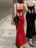 Sexy Bodycon-Kleid im französischen Stil mit Spaghettiträgern, Schmetterlingsausschnitt und Maxidesign mit Fishtail